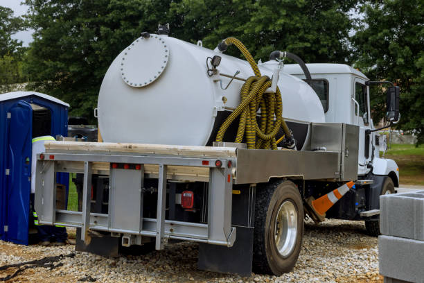 Portable Toilet Options We Offer in Maple Plain, MN